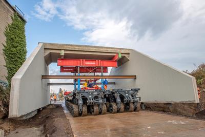 Eine Brücke schließt die Lücke