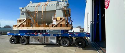 Für innerbetriebliche Transporte schwerster Güter wird ein kompaktes Transportfahrzeug benötigt!