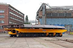 Transportador elevador autopropulsado para la industria naval en Polonia