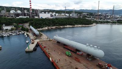 Quatre réservoirs de 80 m transférés de l’Italie vers la Croatie par Fagioli