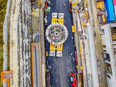 La combinaison flexible a été assemblée dans une configuration « Côte à Côte». À chaque extrémité du convoi, deux unités Powerpack fournissaient la force motrice nécessaire.